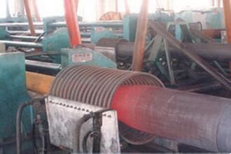 pipe expanding machine